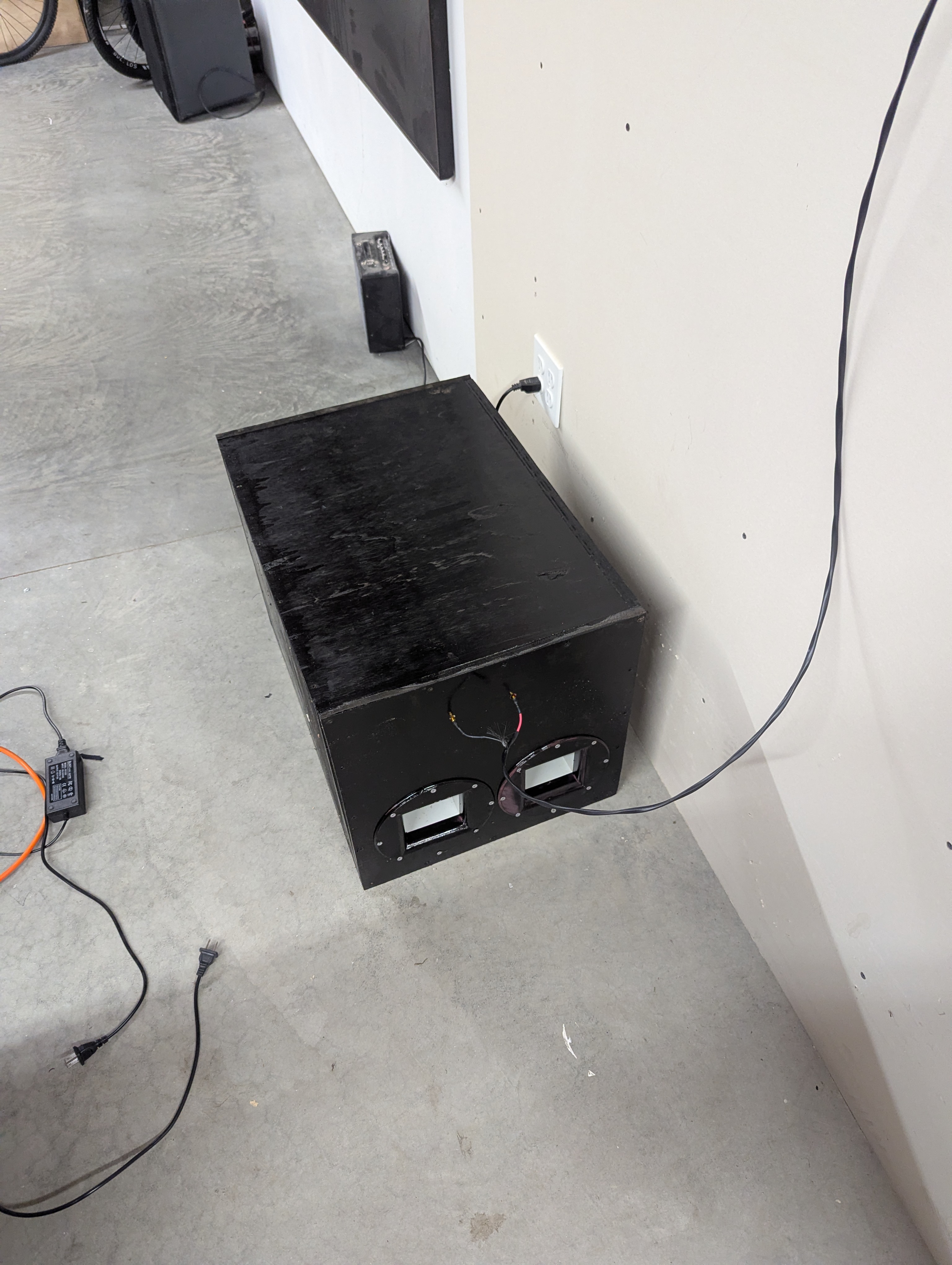 Completed custom 15-inch subwoofer setup
